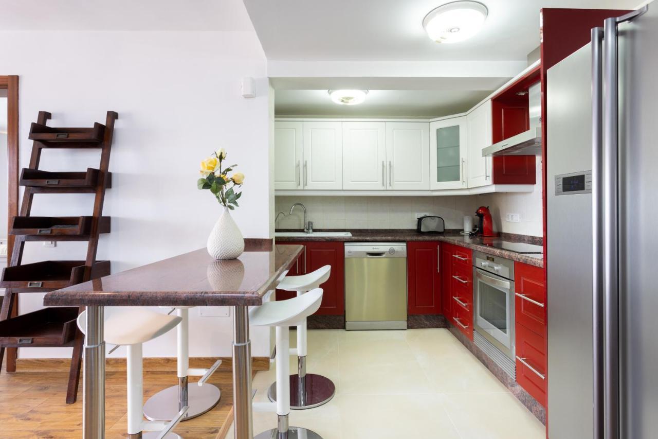 Exclusive Penthouse Playa Las Vistas 4 Close To The Sea And Beach, Aircondition For A Fee, Wifi, Terrace, Heated Pool Плая де лас Америкас Екстериор снимка